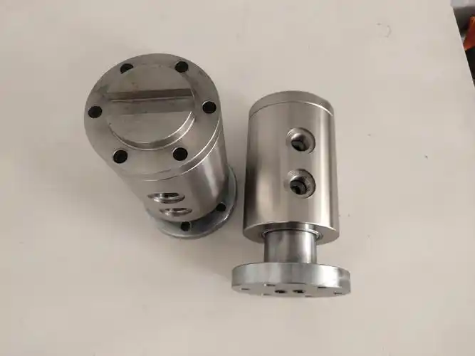 مفصل چرخشی چند پاساژی